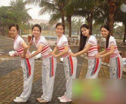 越南代妈嫁给中国男人称太棒了